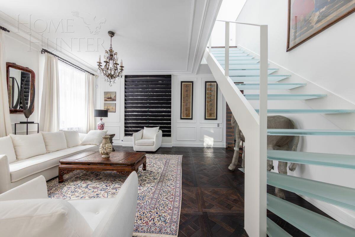 2-этажный коттедж 1 100 м² с отделкой