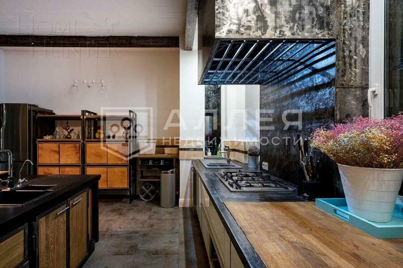 2-этажный коттедж 300 м² с отделкой