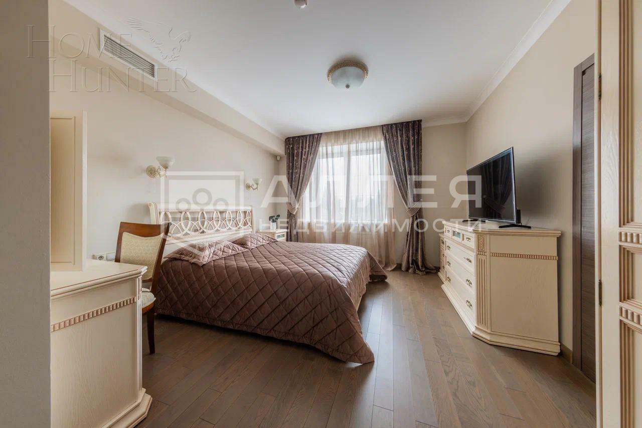 2-этажный коттедж 700 м² с отделкой