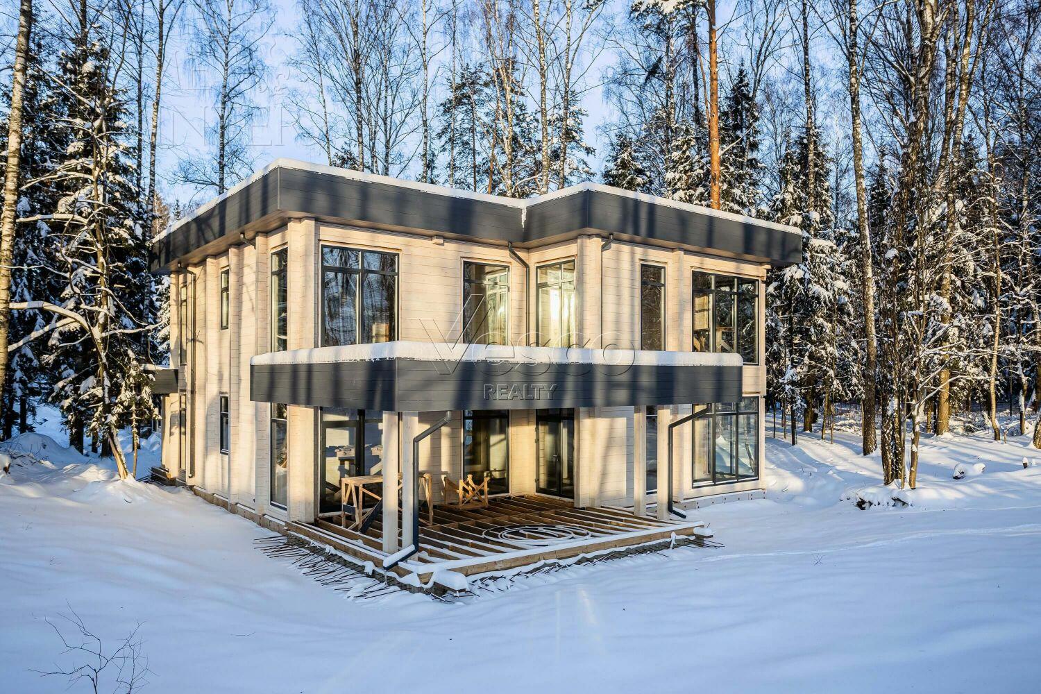 2-этажный коттедж 381 м² без отделки