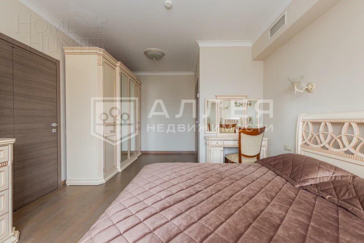 2-этажный коттедж 700 м² с отделкой