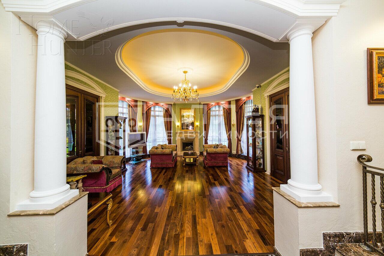 2-этажный коттедж 1 400 м² с отделкой