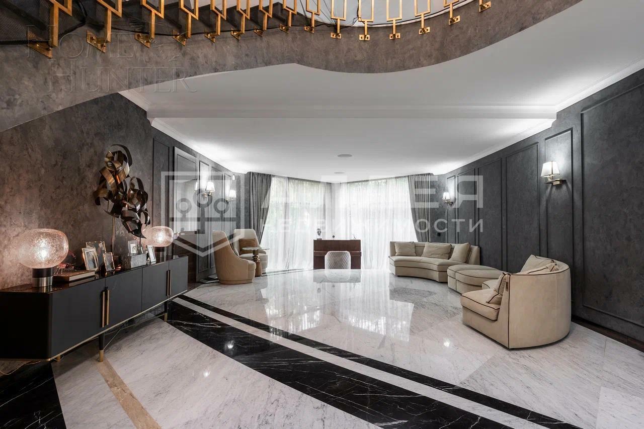 2-этажный коттедж 740 м² с отделкой