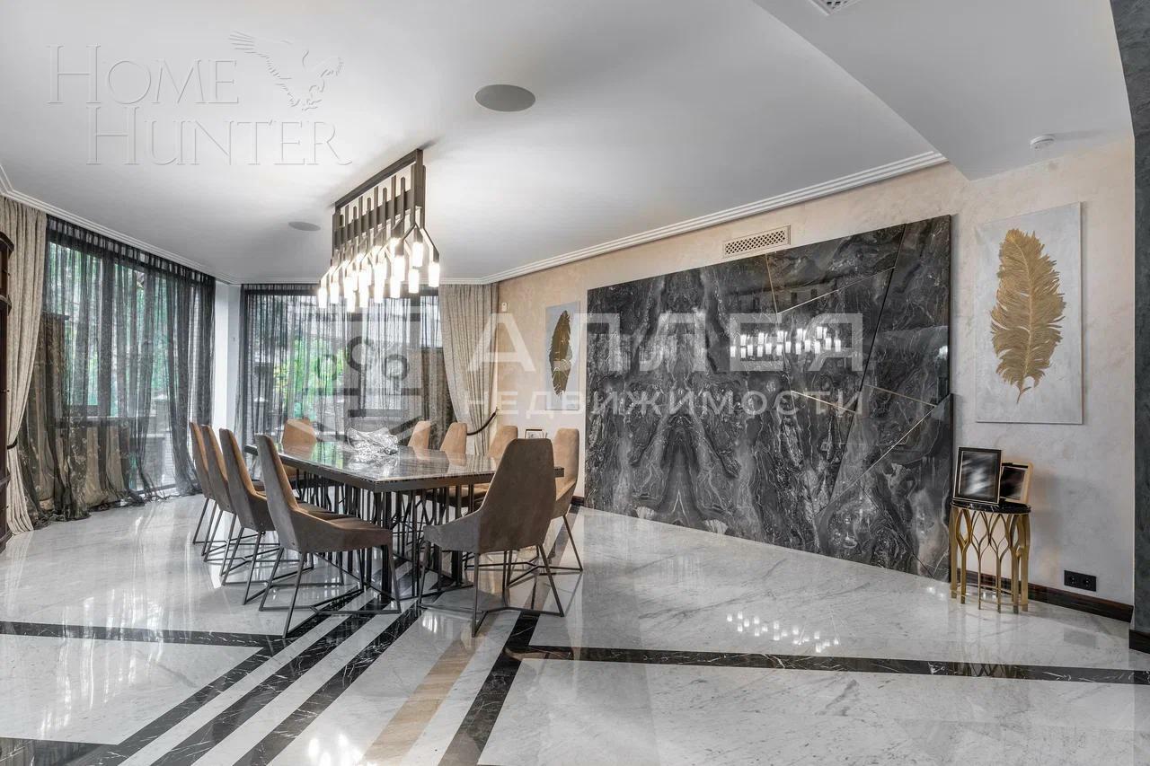 2-этажный коттедж 740 м² с отделкой