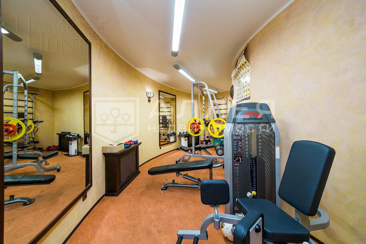 2-этажный коттедж 1 400 м² с отделкой