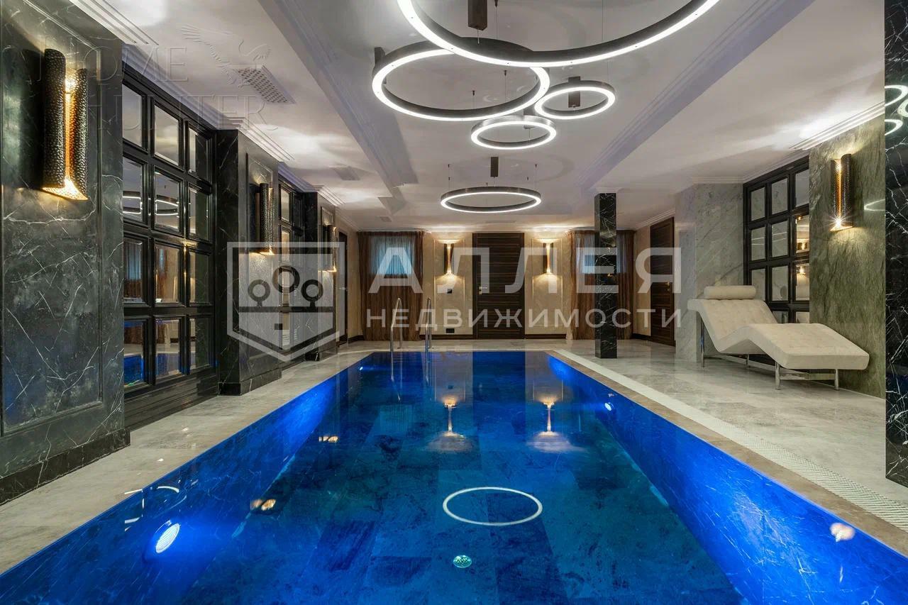 2-этажный коттедж 740 м² с отделкой