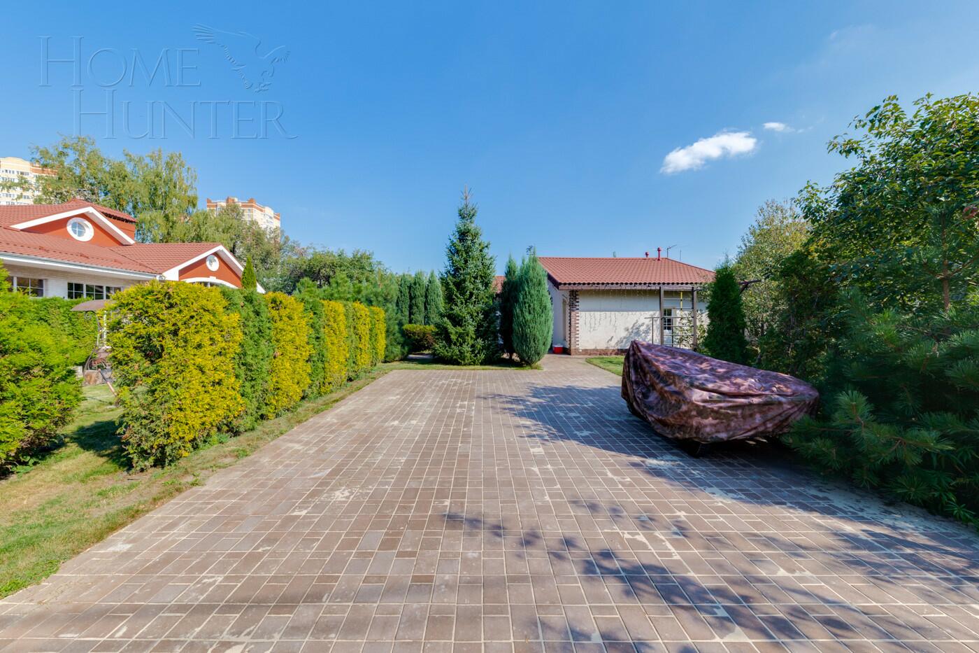 2-этажный коттедж 325 м² с отделкой