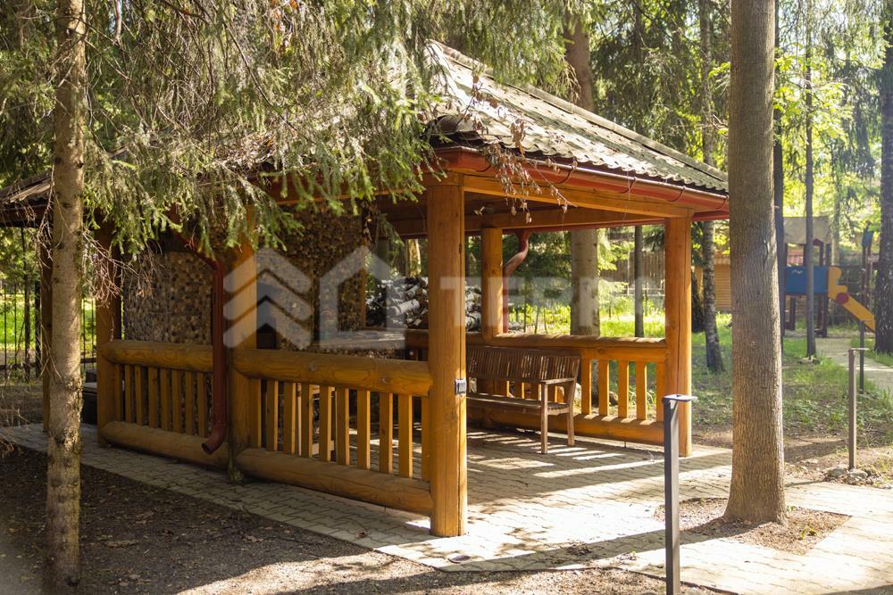 2-этажный коттедж 725 м² с отделкой