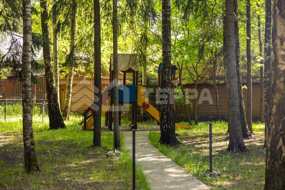 2-этажный коттедж 725 м² с отделкой