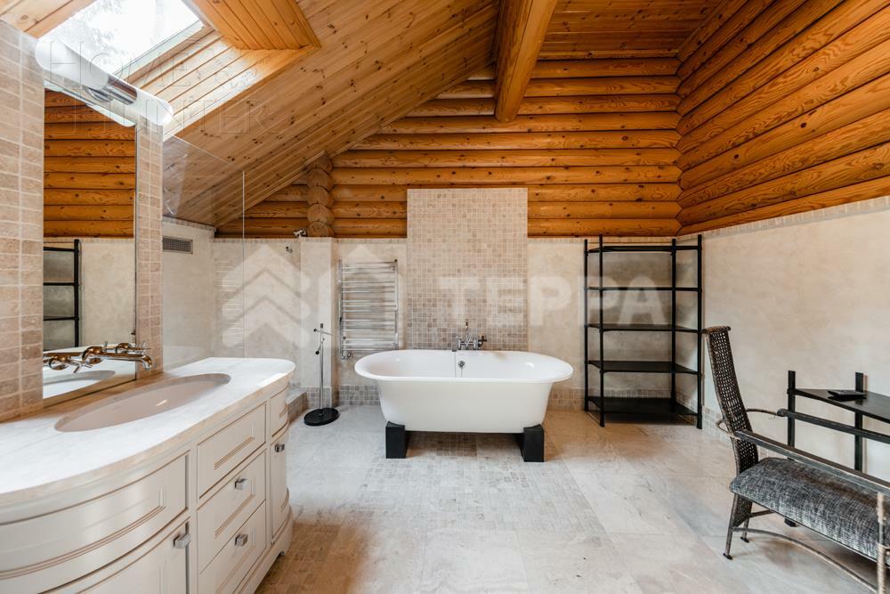 2-этажный коттедж 725 м² с отделкой