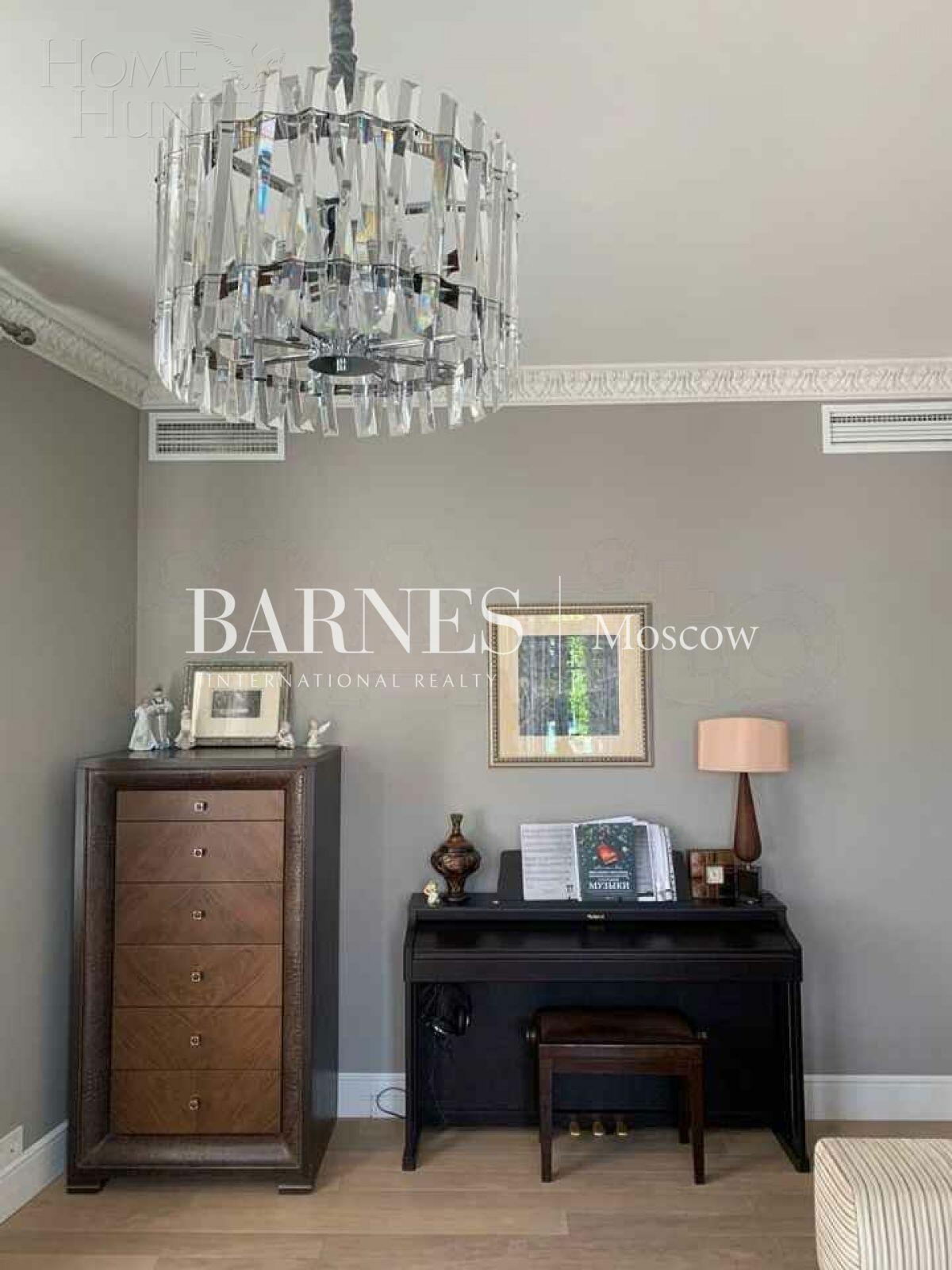 4-КОМН. КВАРТИРА С ОТДЕЛКОЙ 97 М² НА 4 ЭТАЖЕ