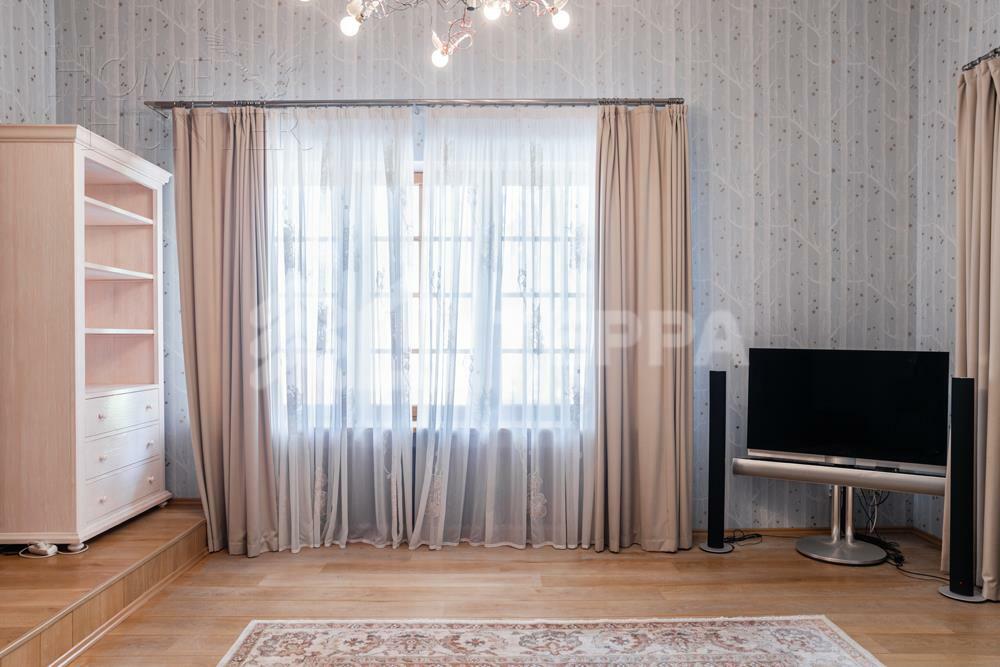 2-этажный коттедж 725 м² с отделкой