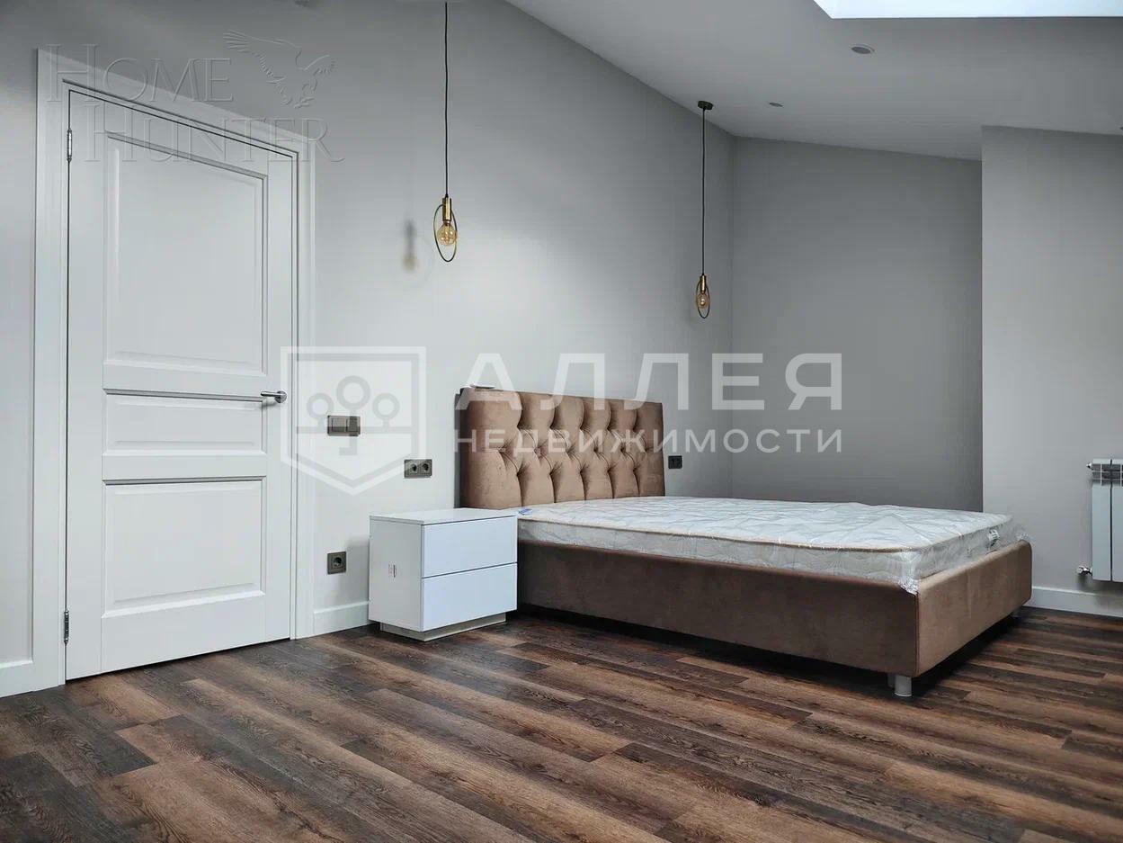 3-этажный таунхаус 360 м² с отделкой