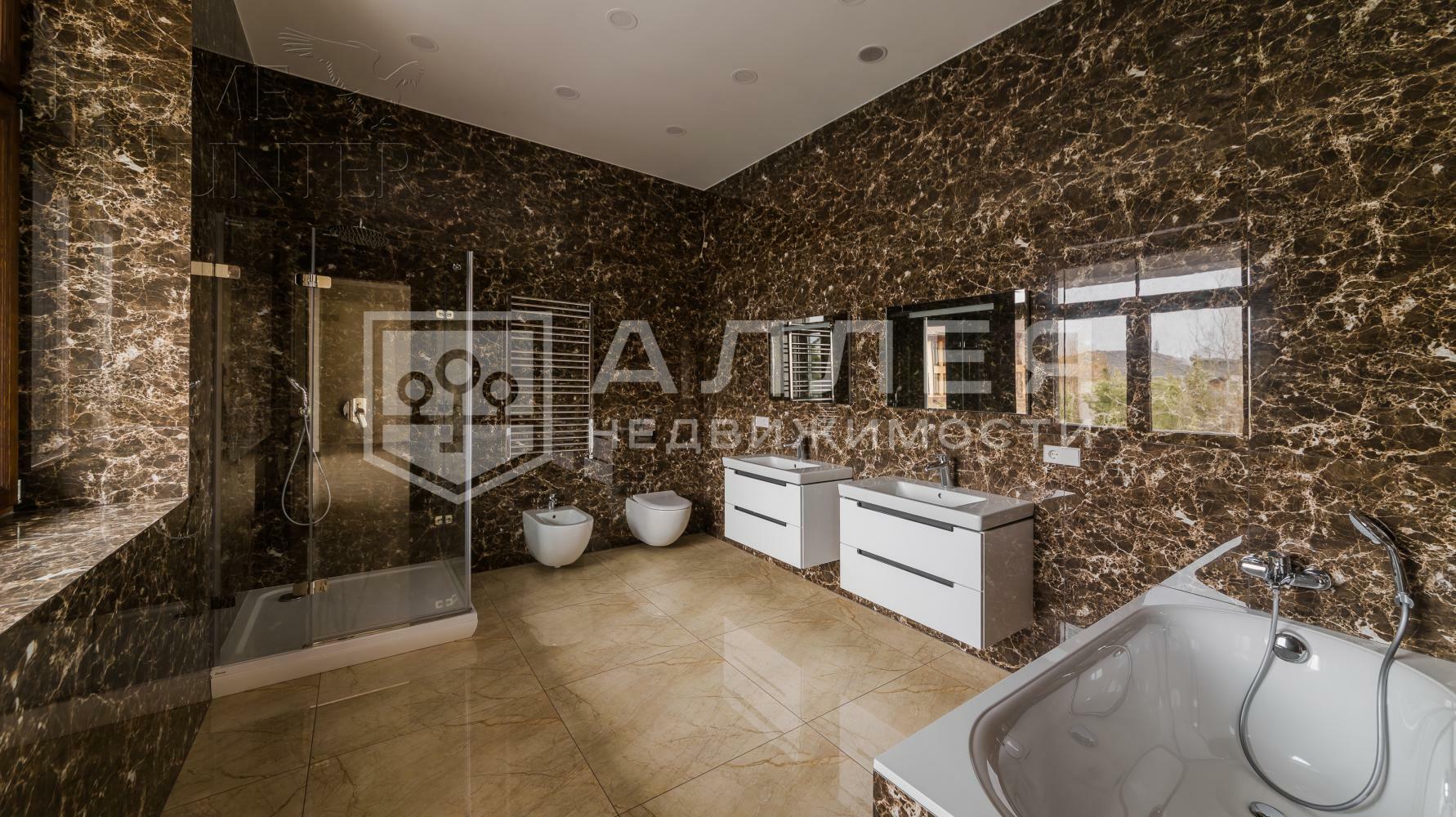 2-этажный коттедж 900 м² с отделкой