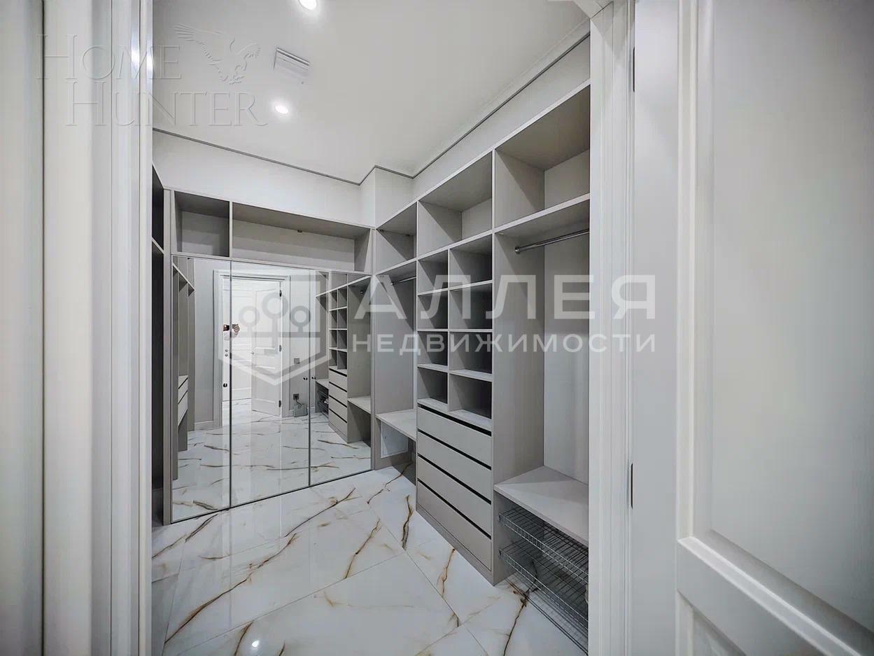 3-этажный таунхаус 360 м² с отделкой