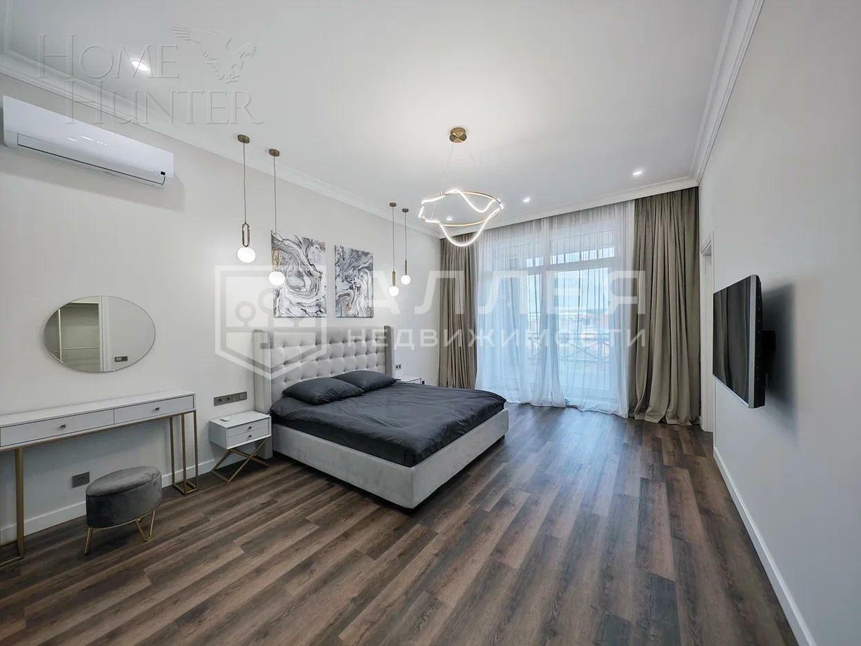 3-этажный таунхаус 360 м² с отделкой