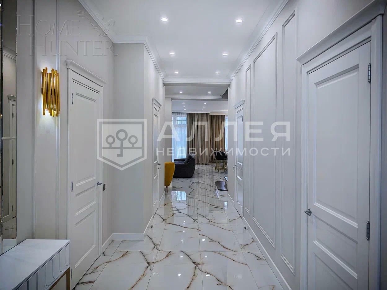 3-этажный таунхаус 360 м² с отделкой