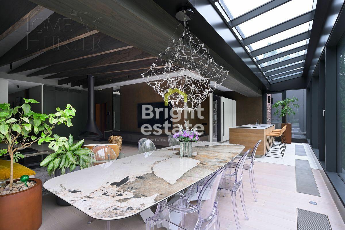 4-КОМН. КВАРТИРА С ОТДЕЛКОЙ 202.3 М² НА 4 ЭТАЖЕ