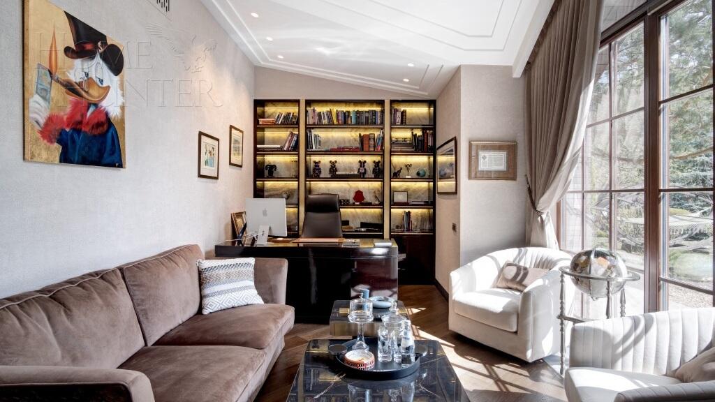 2-этажный коттедж 1 100 м² с отделкой