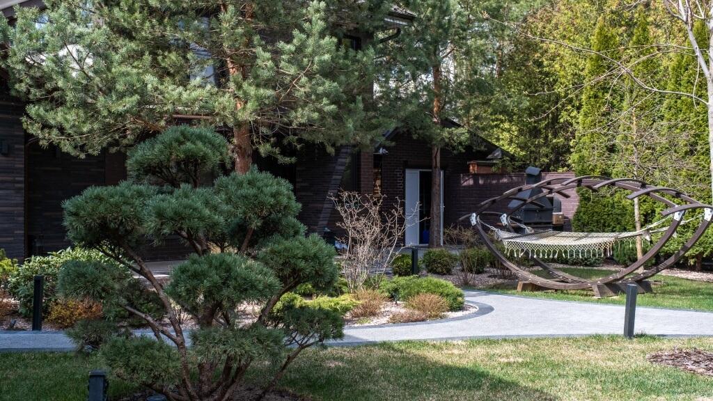 2-этажный коттедж 1 100 м² с отделкой