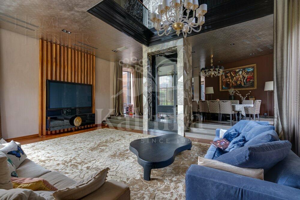 2-этажный коттедж 1 800 м² с отделкой