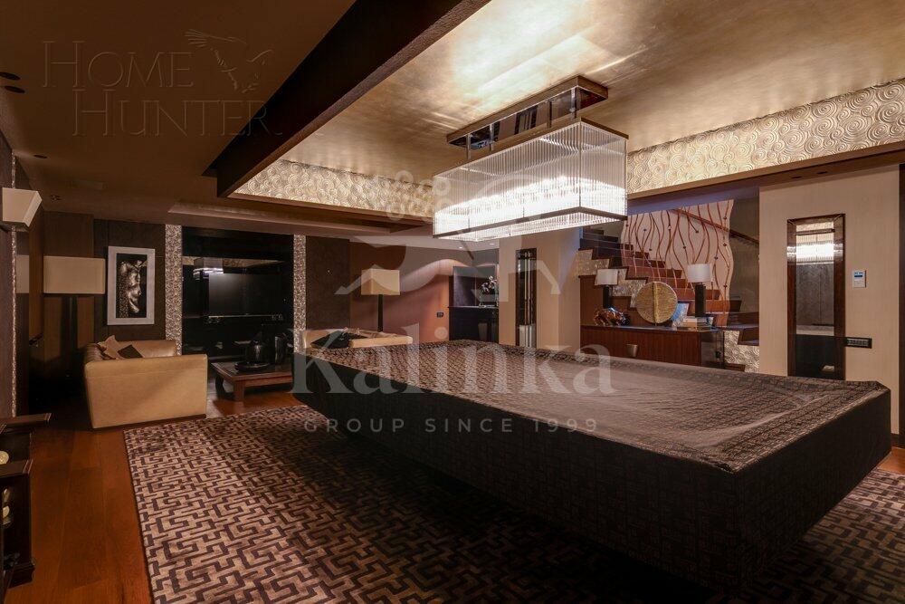 2-этажный коттедж 1 800 м² с отделкой