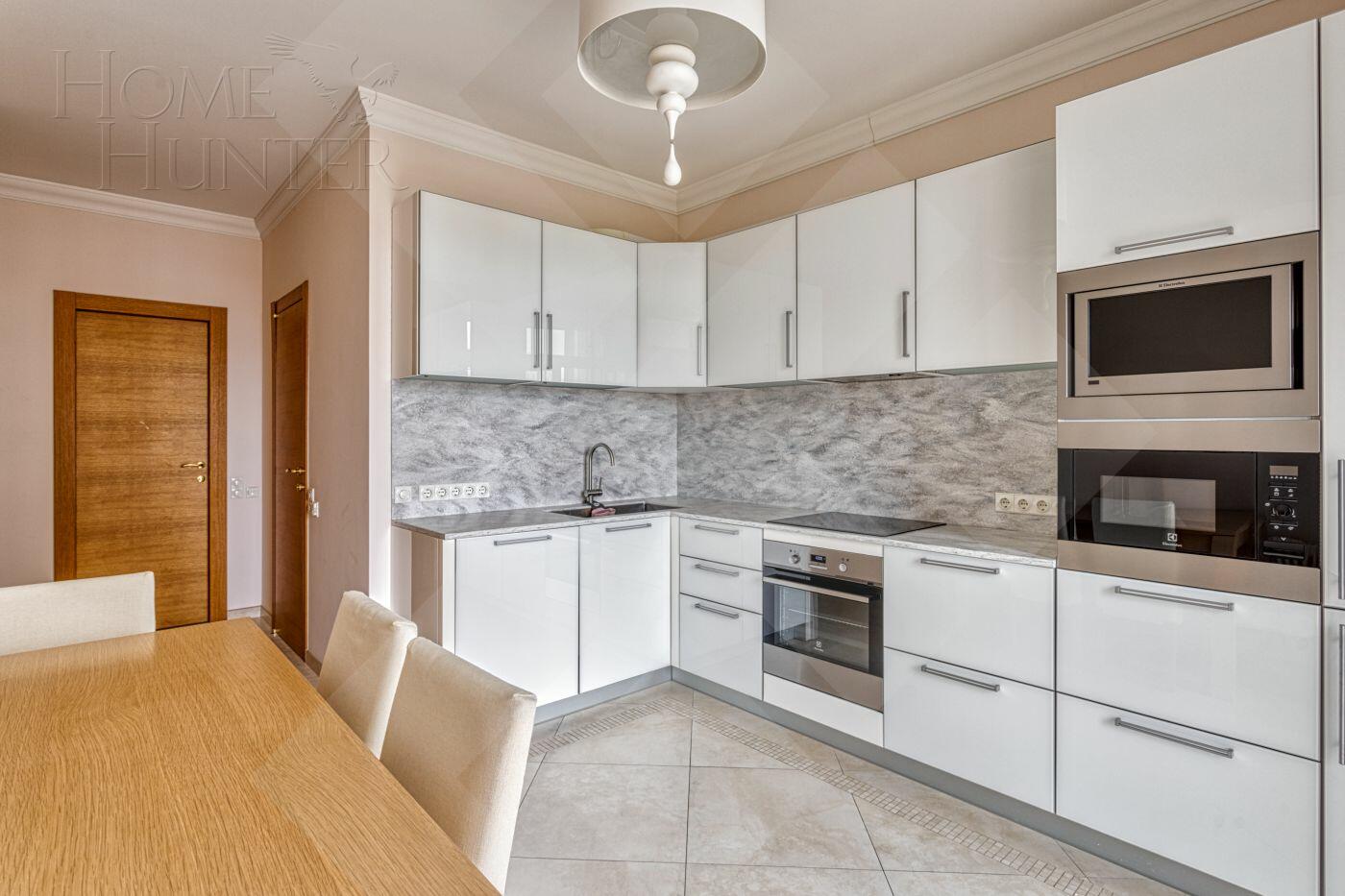 2-КОМН. КВАРТИРА С ОТДЕЛКОЙ 83 М² НА 7 ЭТАЖЕ