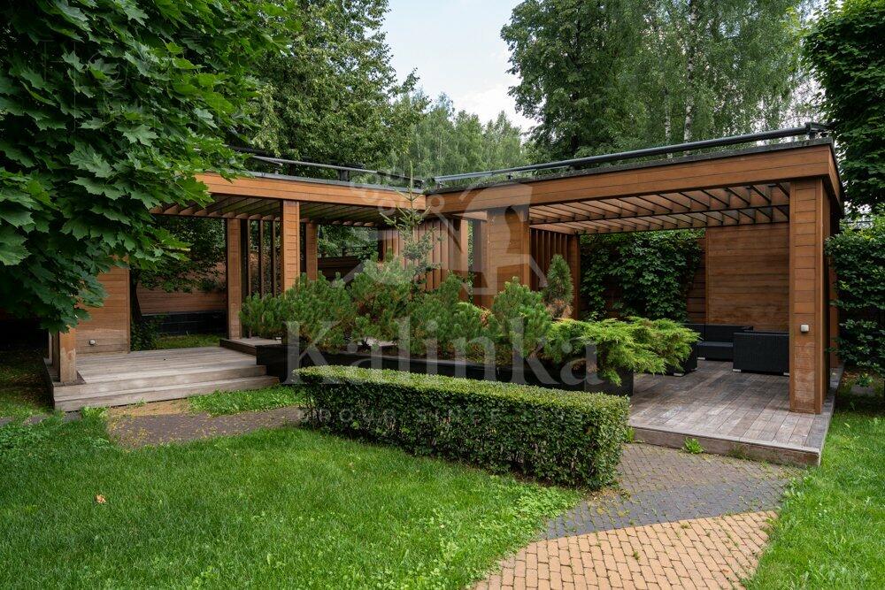 2-этажный коттедж 1 800 м² с отделкой