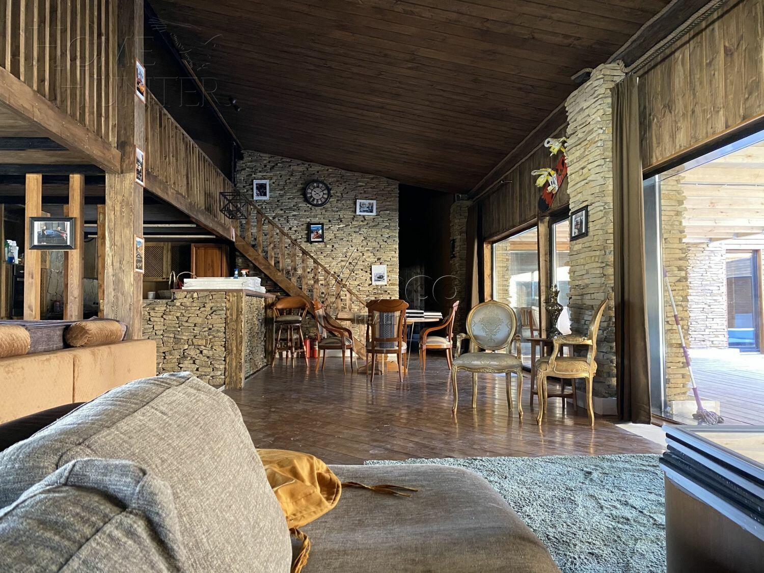 1-этажный коттедж 600 м² с отделкой