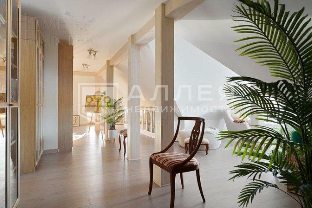 3-этажный коттедж 593 м² с отделкой