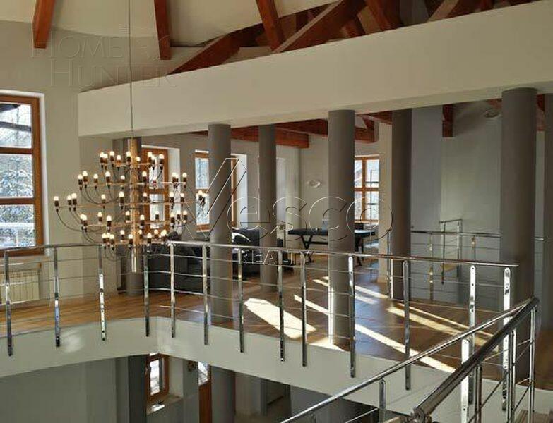 2-этажный коттедж 650 м² с отделкой