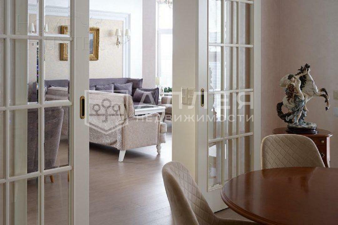 3-этажный коттедж 593 м² с отделкой