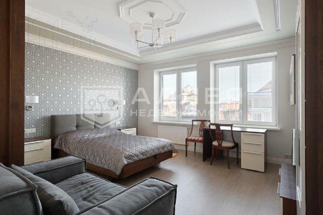 3-этажный коттедж 593 м² с отделкой