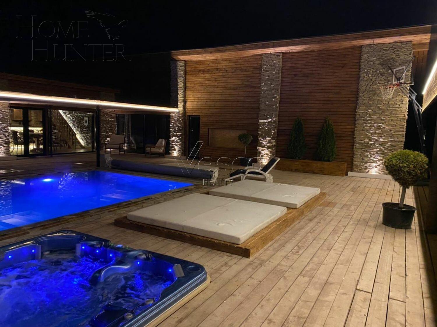 1-этажный коттедж 600 м² с отделкой