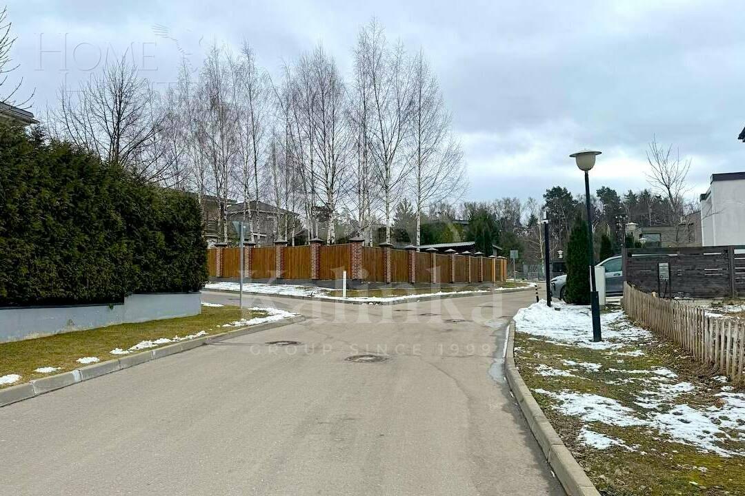 Участок 14.21 сот. в охраняемом поселке