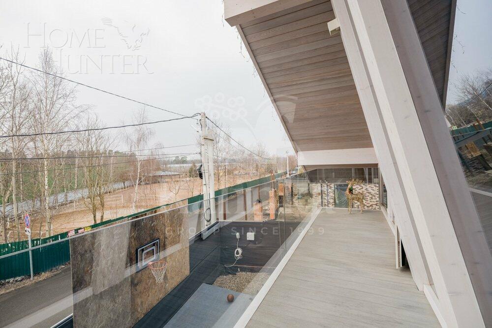 2-этажный коттедж 261 м² с отделкой