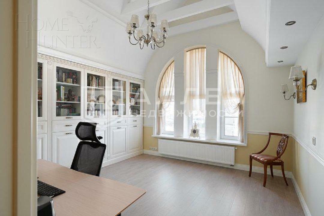 3-этажный коттедж 593 м² с отделкой