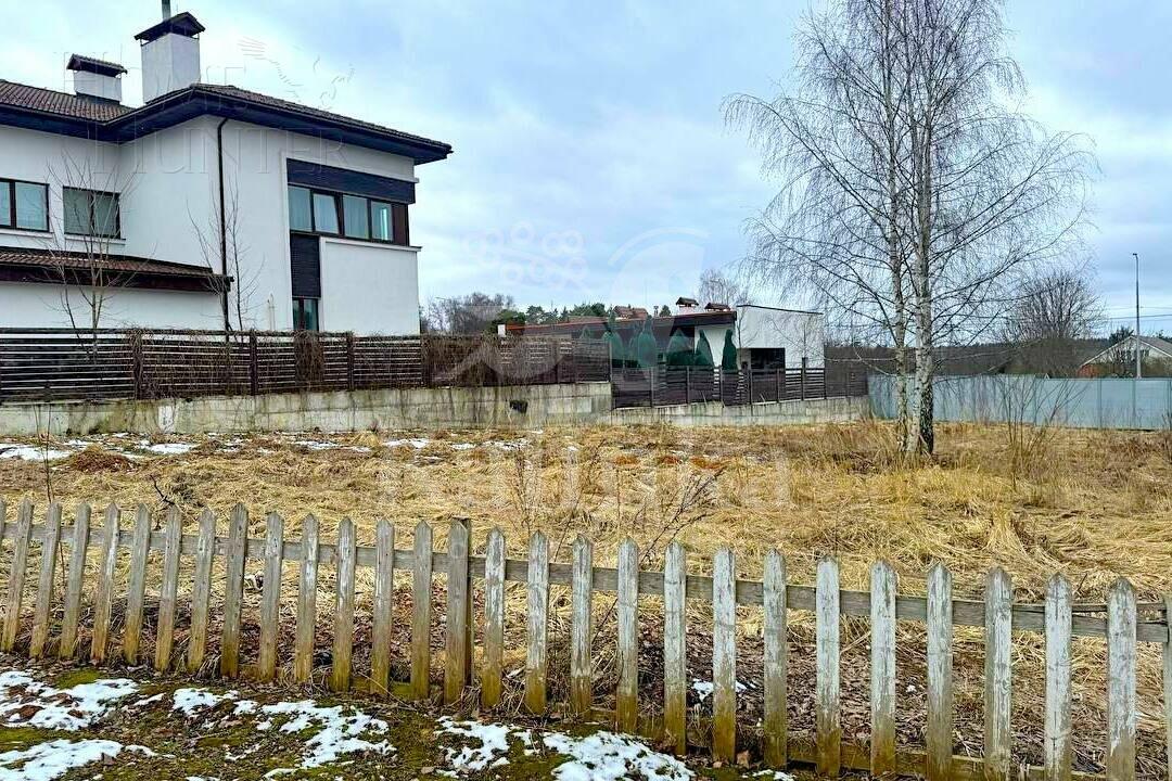 Участок 14.21 сот. в охраняемом поселке