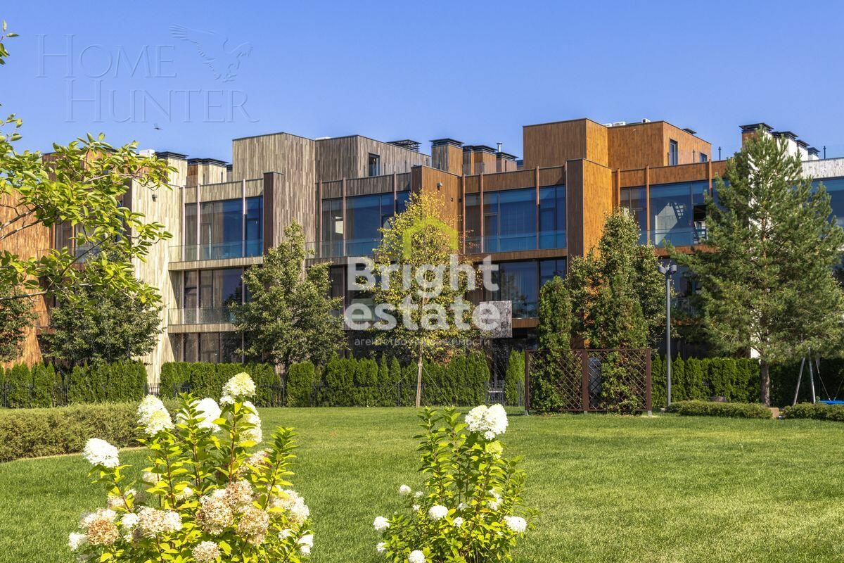 3-этажный таунхаус 168.7 м² без отделки