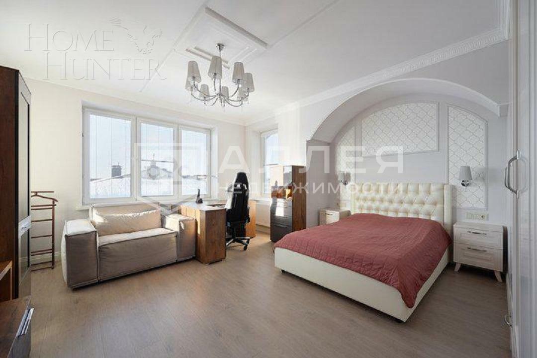 3-этажный коттедж 593 м² с отделкой