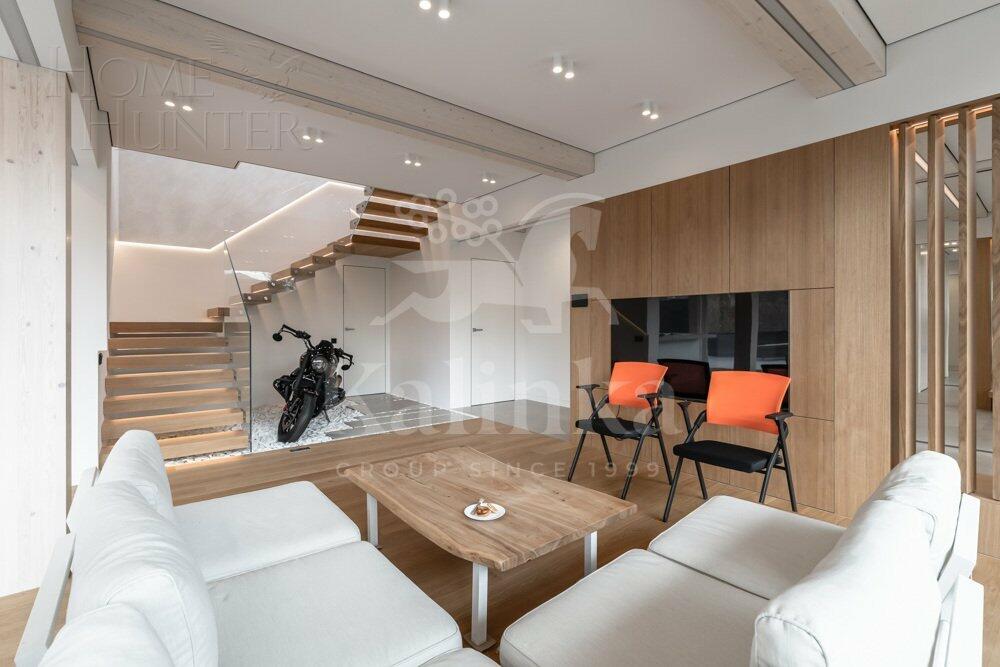 2-этажный коттедж 261 м² с отделкой