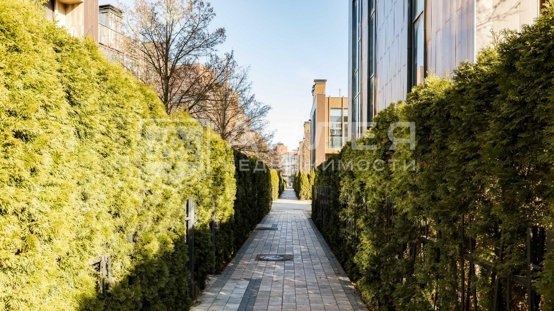 3-этажный таунхаус 170 м² без отделки