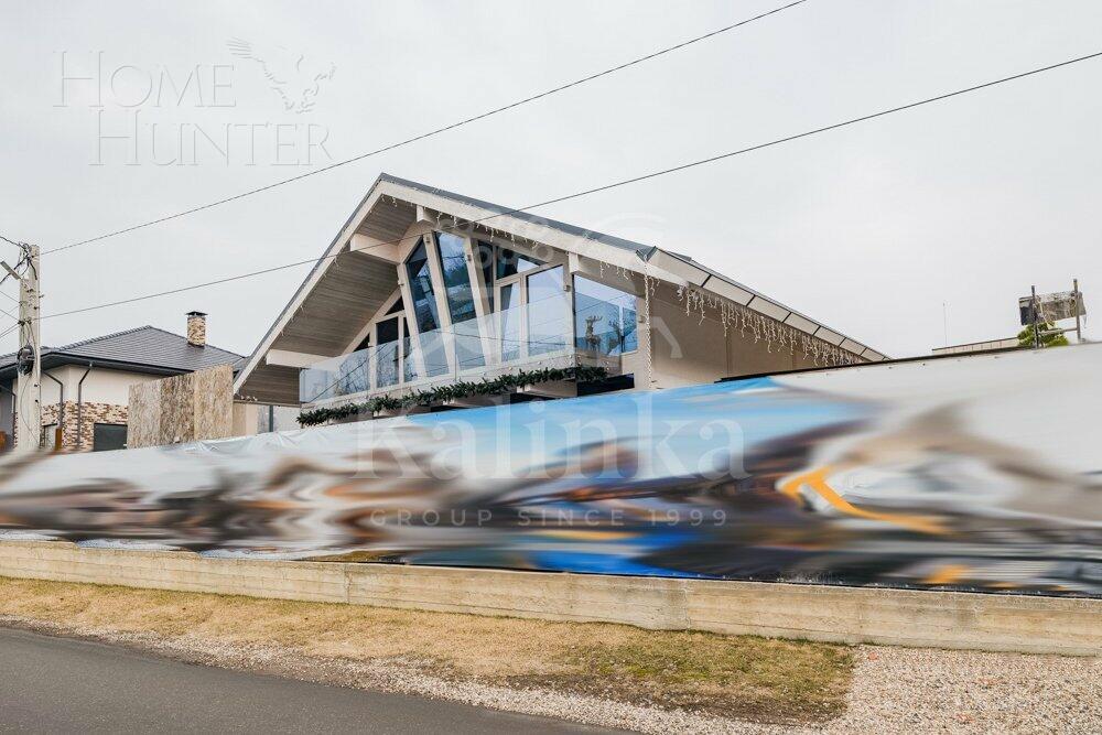 2-этажный коттедж 261 м² с отделкой