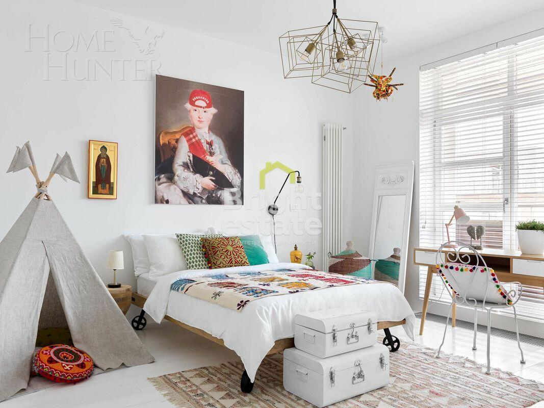 3-этажный таунхаус 380 м² с отделкой