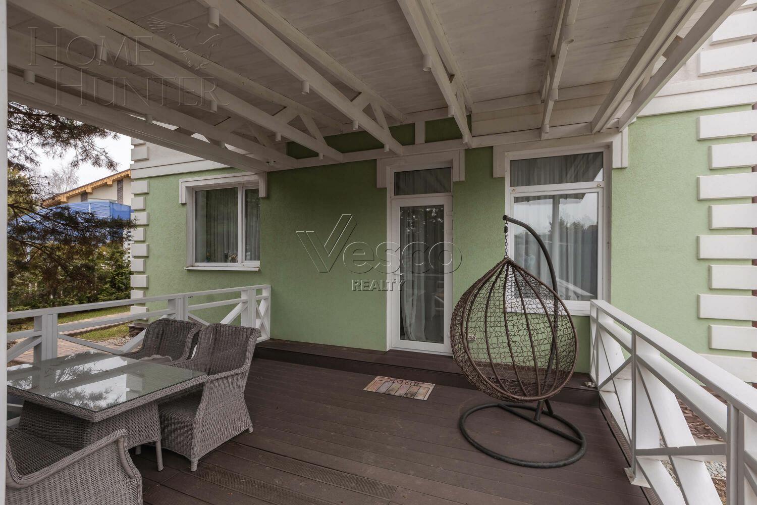 2-этажный коттедж 160 м² с отделкой