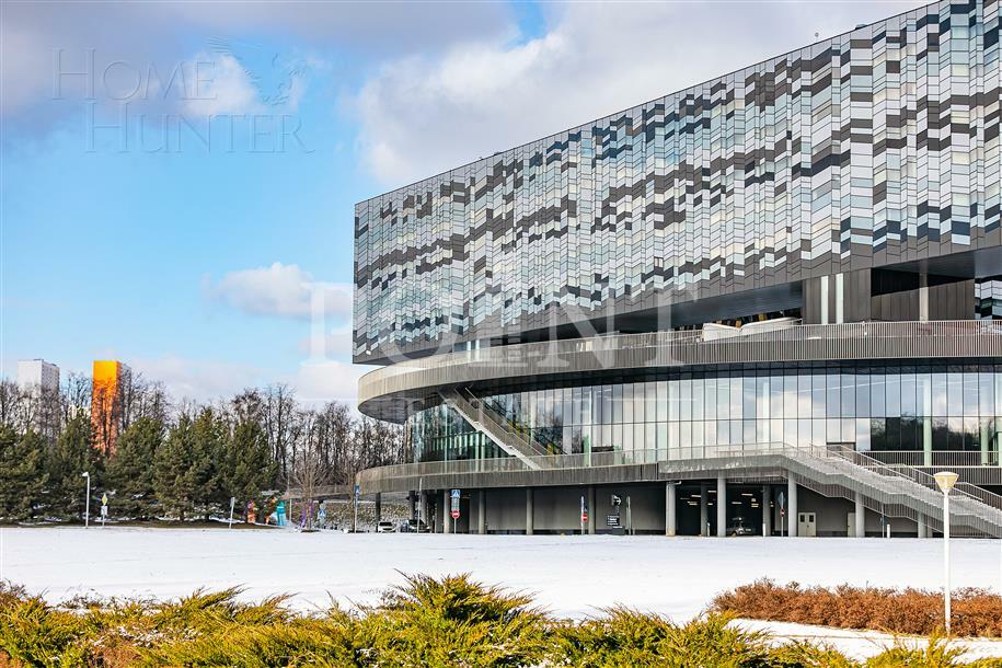 5-КОМН. КВАРТИРА С ОТДЕЛКОЙ 220.3 М² НА 2 ЭТАЖЕ