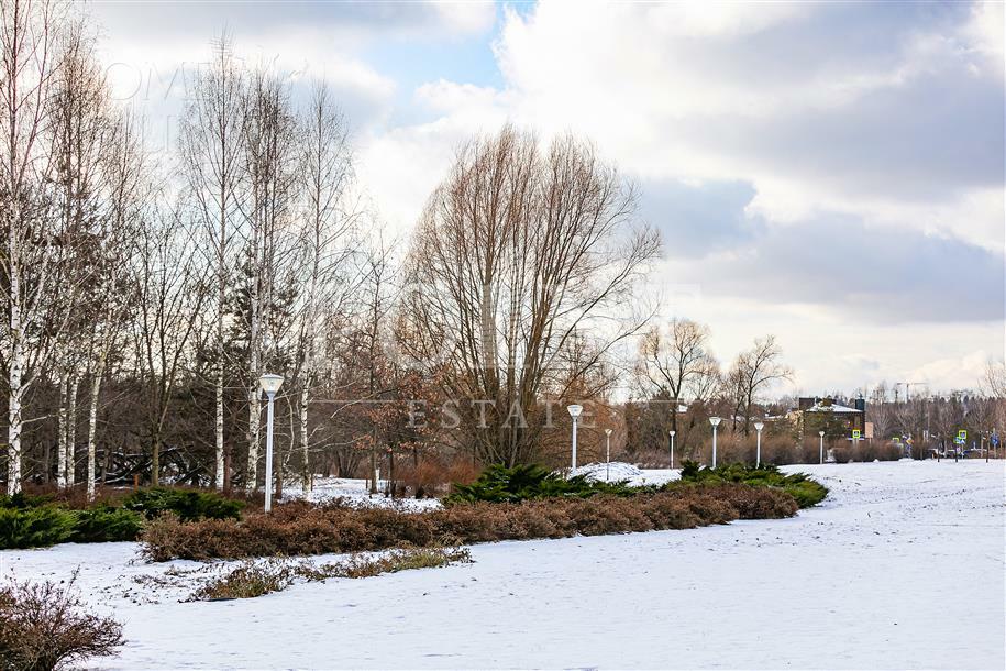 5-КОМН. КВАРТИРА С ОТДЕЛКОЙ 220.3 М² НА 2 ЭТАЖЕ