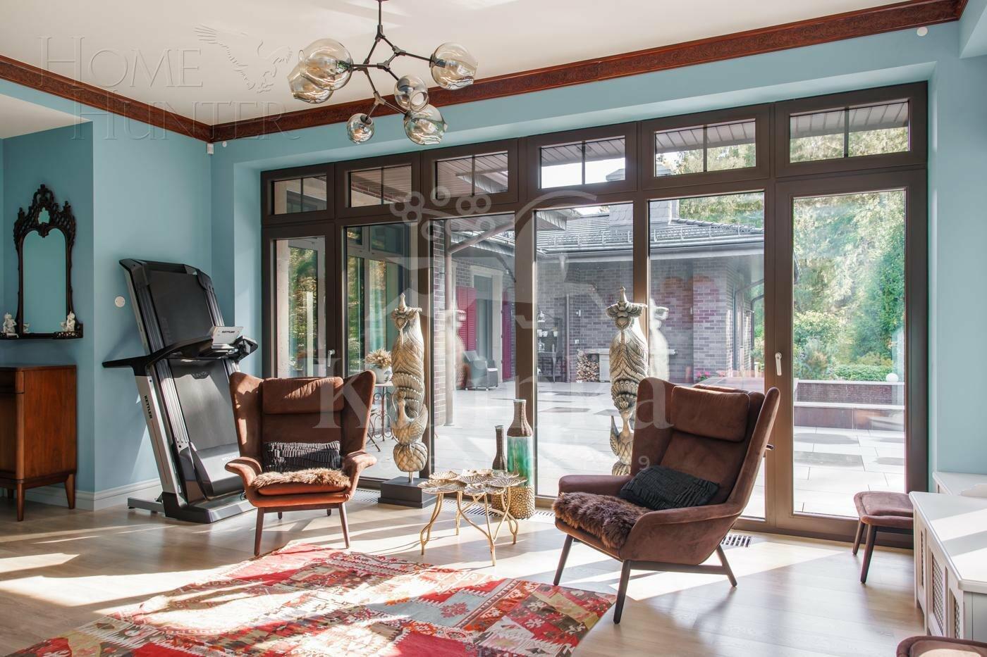 2-этажный коттедж 650 м² с отделкой