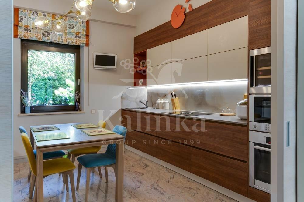 2-этажный коттедж 650 м² с отделкой