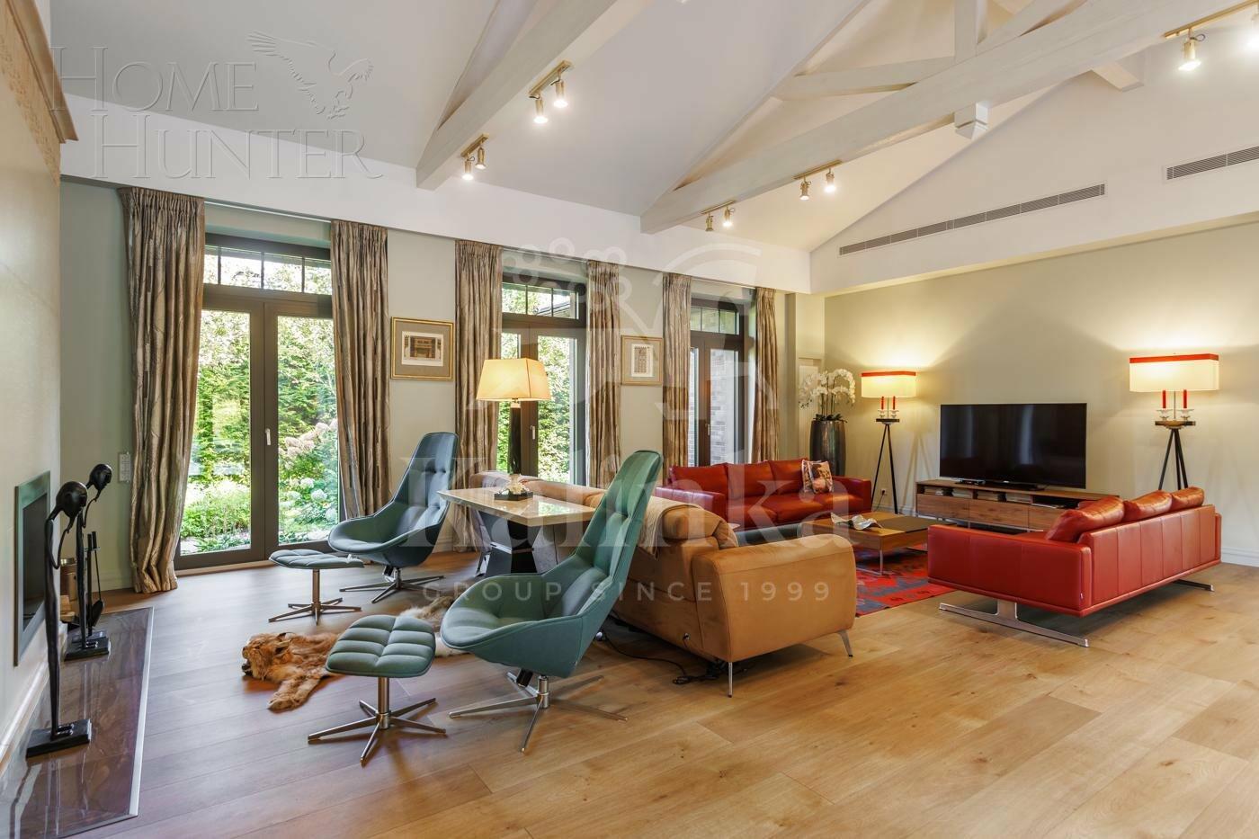 2-этажный коттедж 650 м² с отделкой